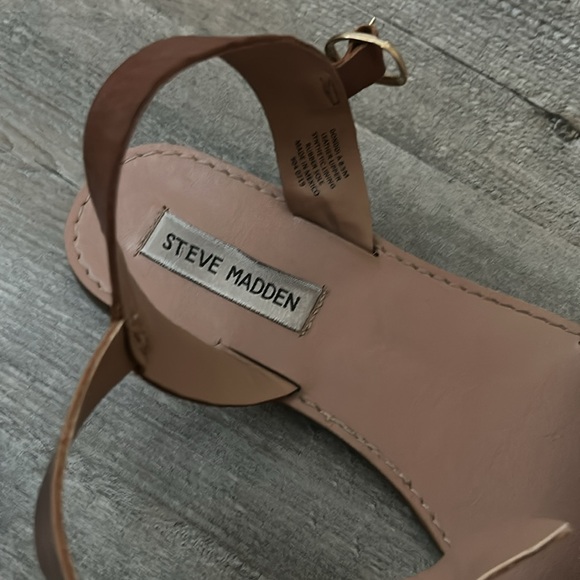 Steve Madden Leopard Print Sandals - Brown and Tan - Picture 3 of 4